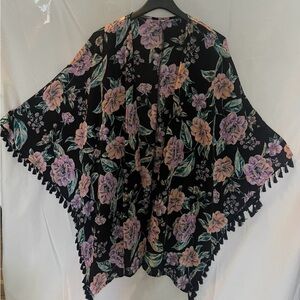 Elegant Floral Kimono with Tassels